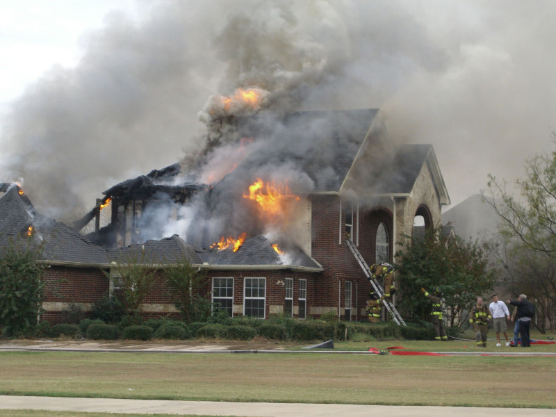 Important Tips for Residential Restoration Services near Orland Park, IL