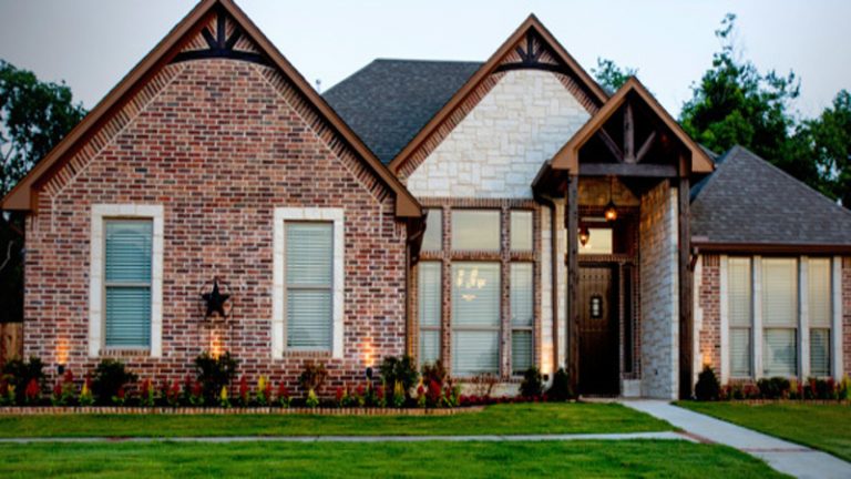 Reviewing The Steps For Custom Home Builders In Seattle, WA
