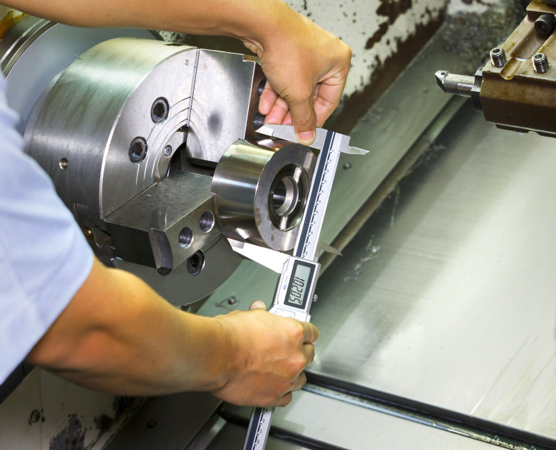 2 Advantages of Using a CNC Lathe Machine for Mass Production in Wisconsin