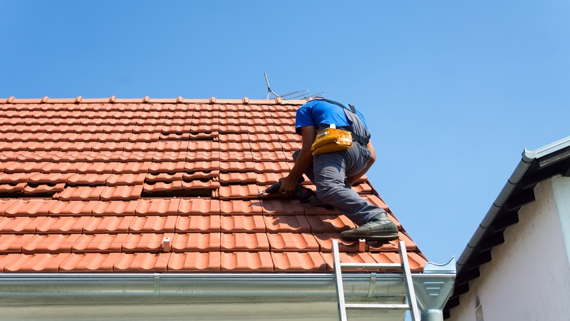 Call Roofers in McHenry IL for Help With a Faulty Roof