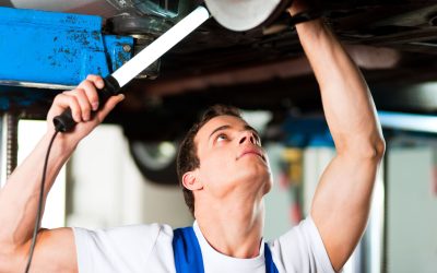 How Mobile Windscreen Repair Maple Valley, WA Protects Your Safety and Your Wallet