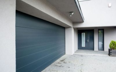 Why Choosing a Garage Door Repair Contractor in Appleton, WI Matters for Longevity