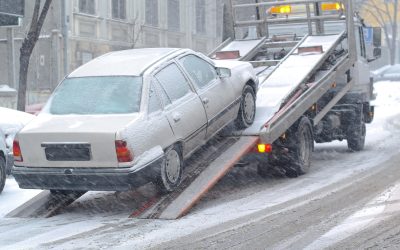 How Towing Service Seaside OR, Provides Fast Solutions for Stranded Drivers